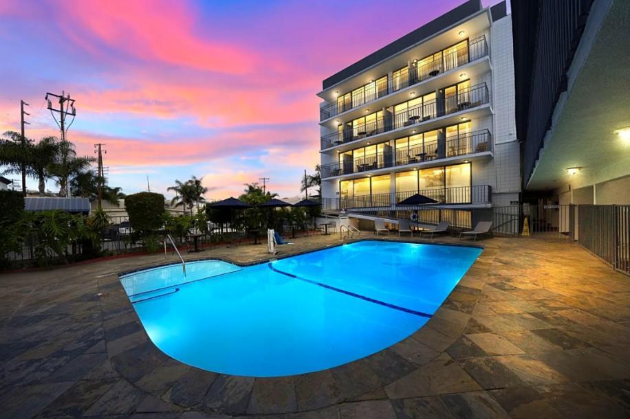 Mc Pacific Inn & Suites Τόρανς Εξωτερικό φωτογραφία